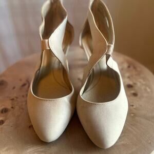 LifeStride Giovanna 2 Nude Heels – Size 7W